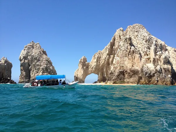 El Arco rock arch rising from the sea, Cabo San Lucas