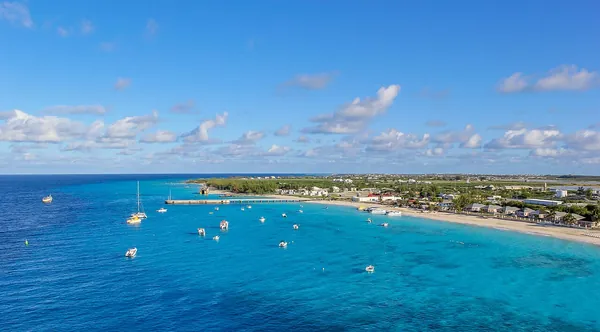 Turquoise water along the coast of Turks and Caicos